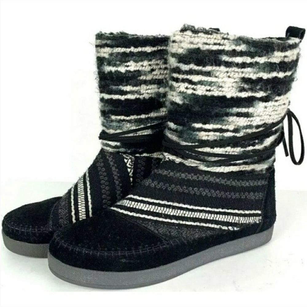 Toms Nepal‎ boots in stripes and suede A3